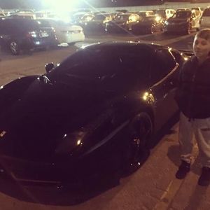 Meet your Posher, Damien